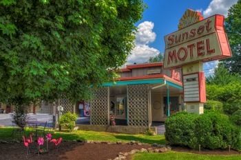 The Sunset Motel Brevard Exterior photo